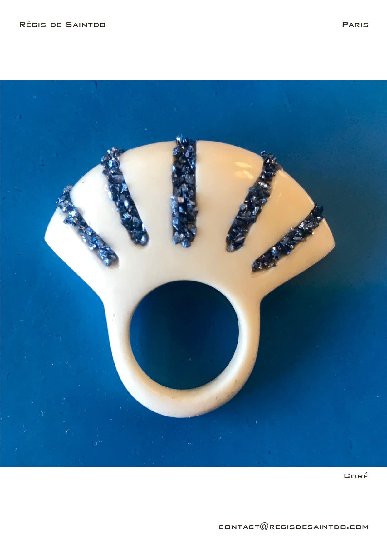 Bague Coré — os, verre teinté