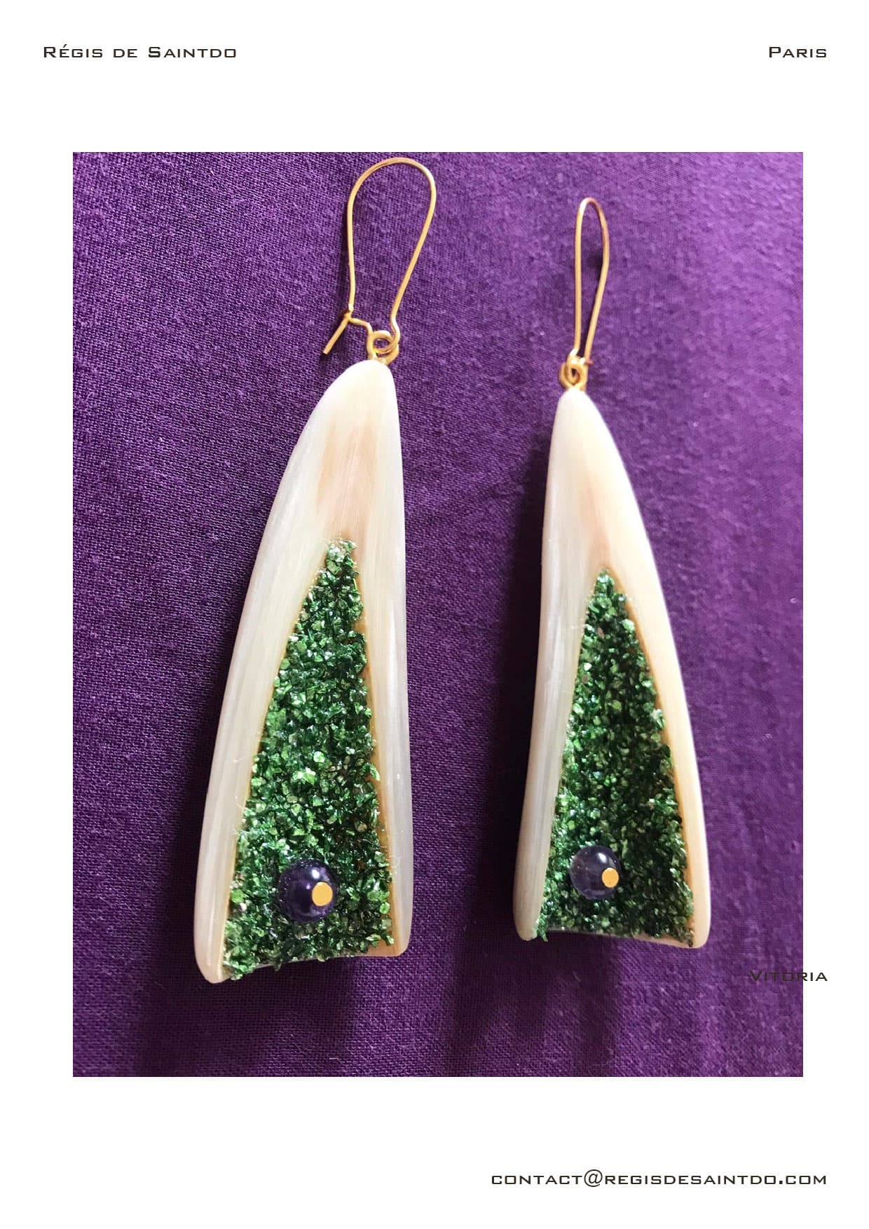 Boucles d'oreilles Vitoria — corne, verre teinté, améthyste