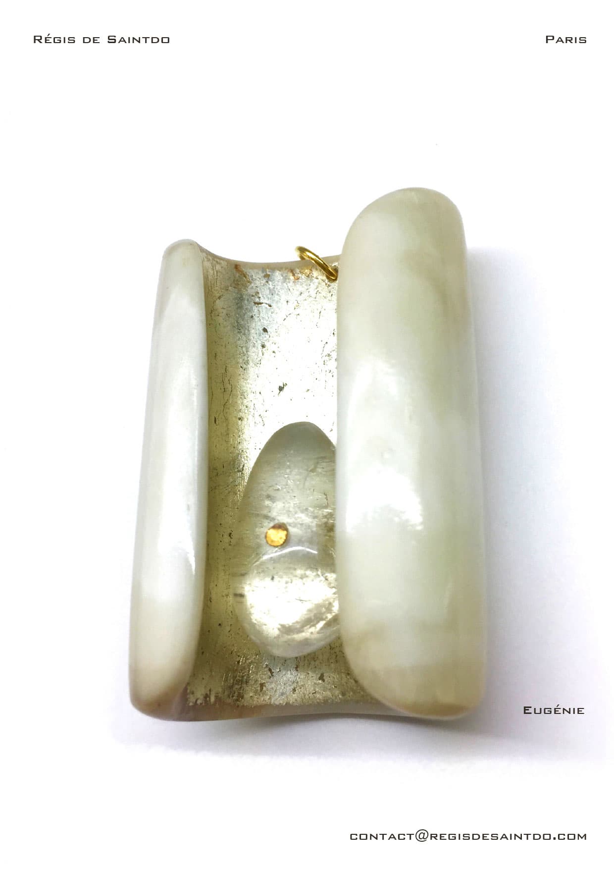 Pendentif Eugénie — os, feuille d'or blanc, cristal de roche