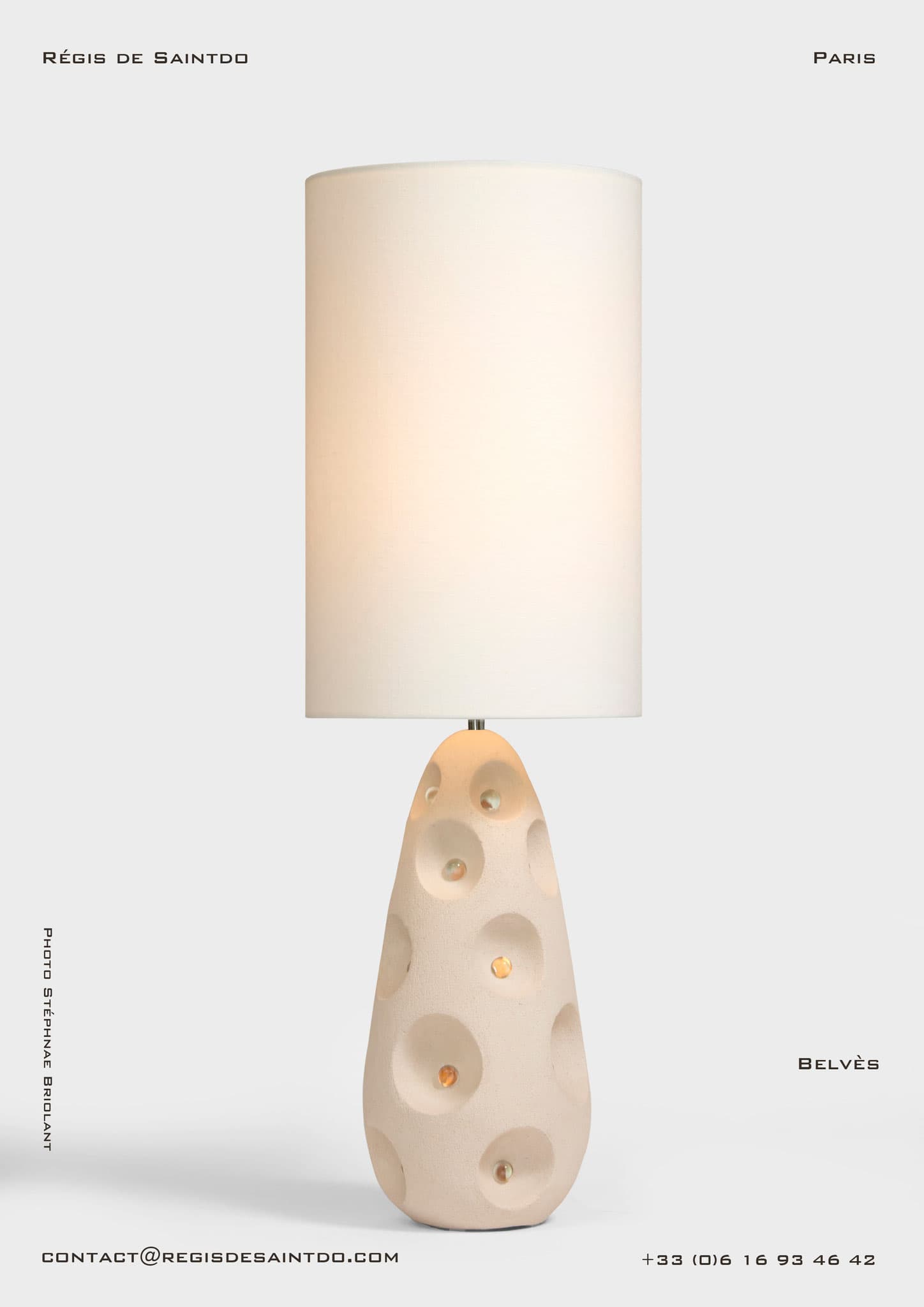 Lampe Belvès — céramique blanche chamottée, perles de verre