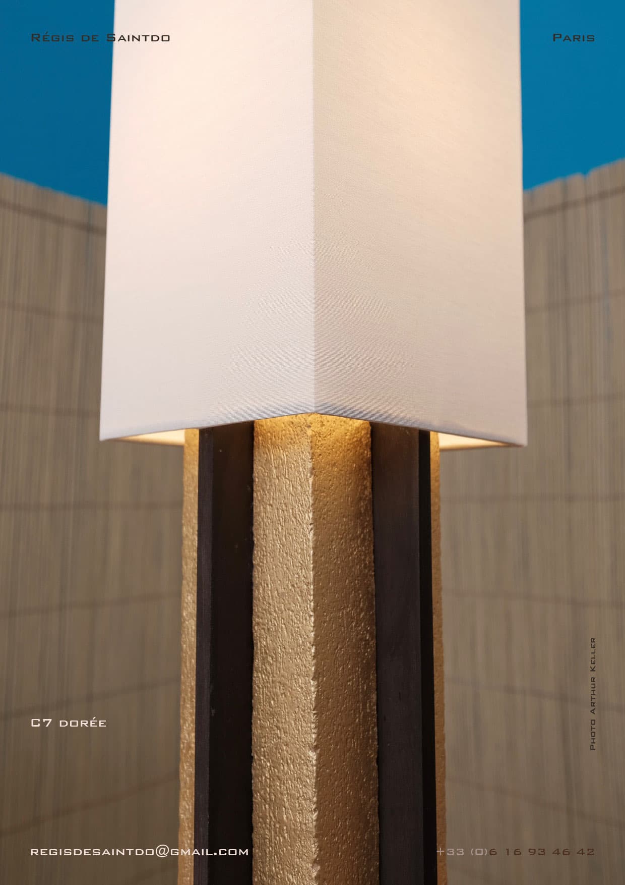 Lampe C7 dorée — céramique dorée brute, céramique brune polie